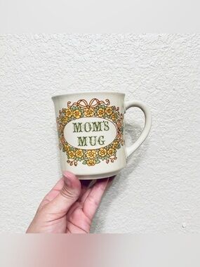 Vintage Mcm Retro “Moms Mug” Coffee Tea Mug Ceramic Floral Design Cottagecore
